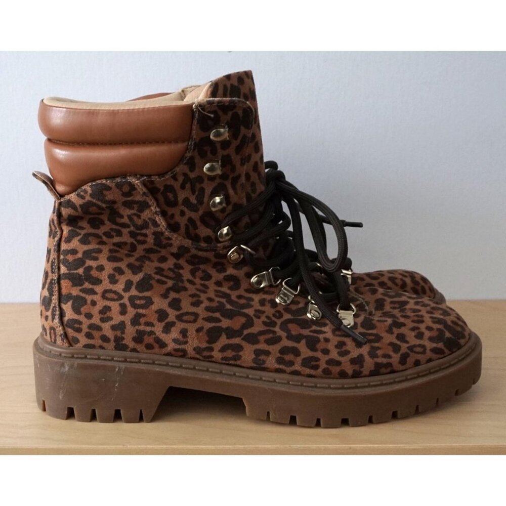 Ann Taylor Loft Tan Black Animal Cat Print Lace Up Combat Boots Size 8M